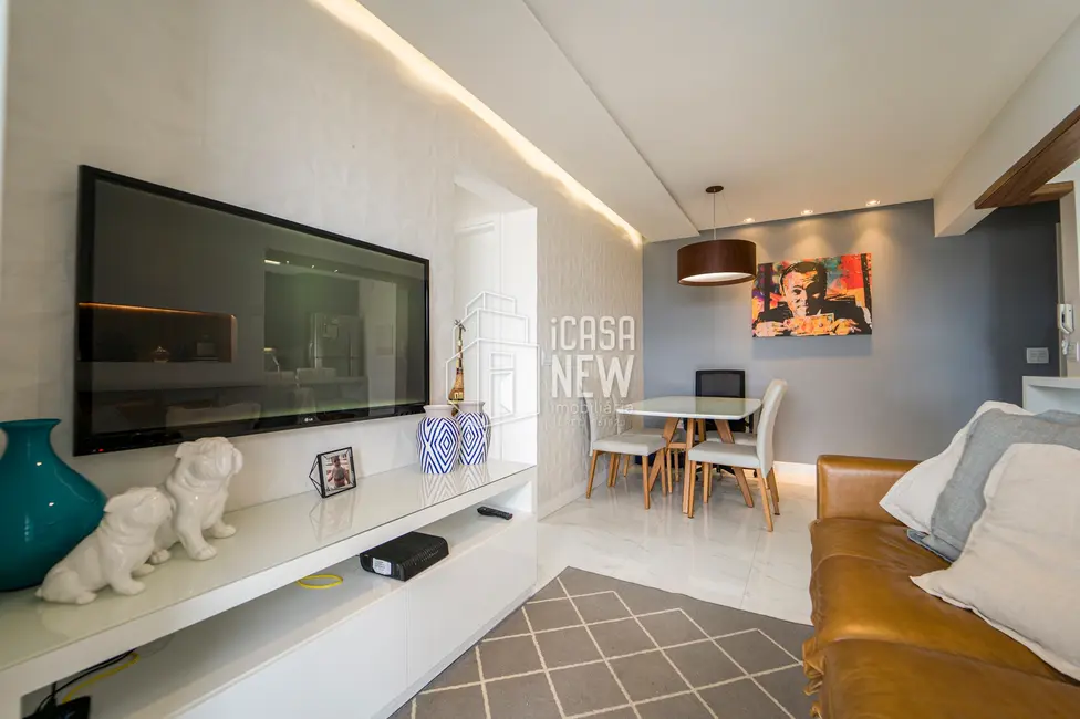 Foto 3 de Apartamento com 2 quartos à venda, 80m2 em Capão Raso, Curitiba - PR