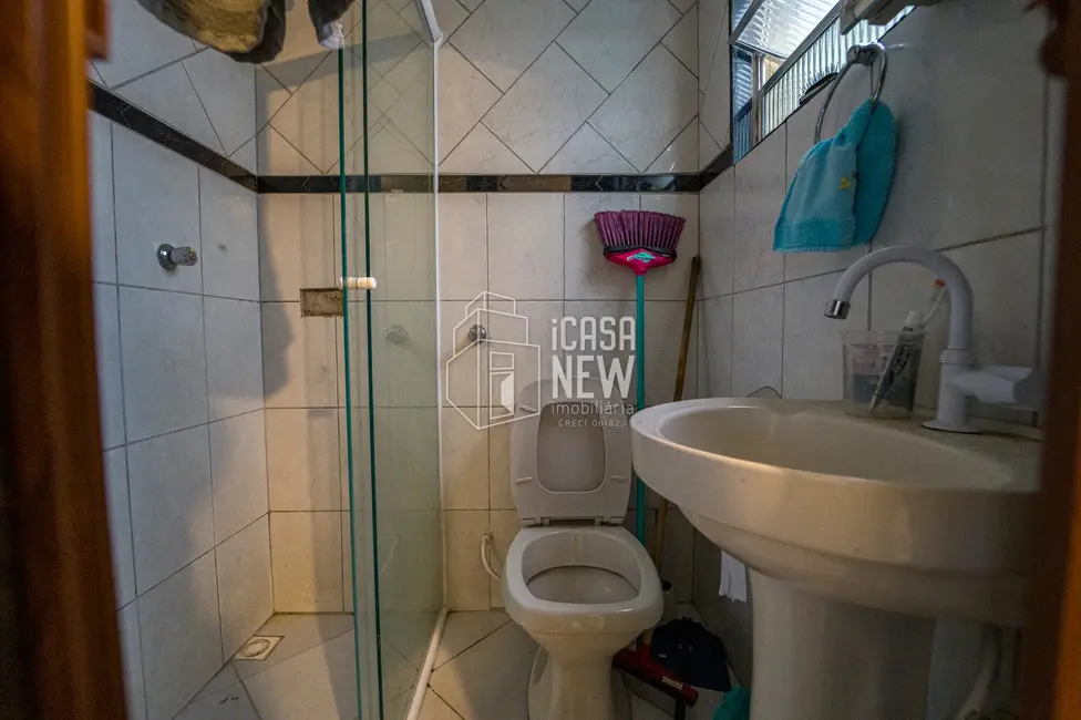 Foto 4 de Sobrado com 5 quartos à venda, 293m2 em Xaxim, Curitiba - PR