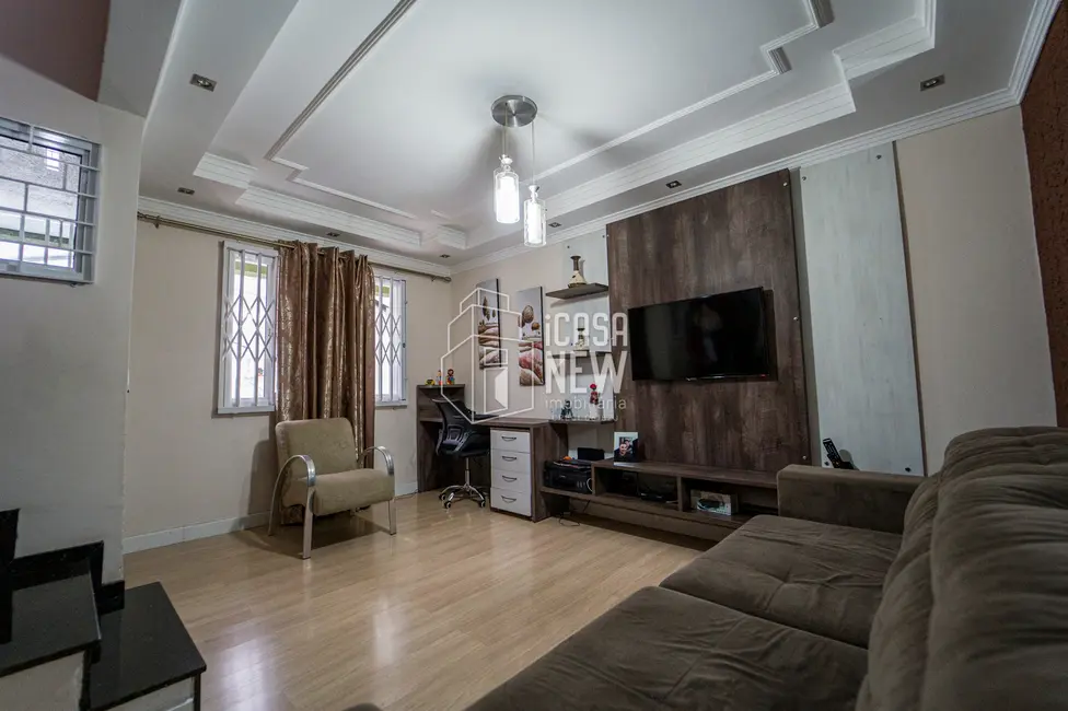 Sobrado com 2 quartos à venda, 67m2 em Umbará, Curitiba - PR - imagem 3 Foto 3 de Sobrado com 2 quartos à venda, 67m2 em Umbará, Curitiba - PR