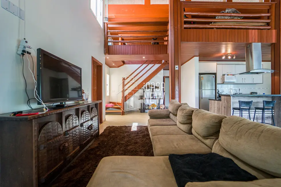 Foto 9 de Chácara com 3 quartos à venda, 420m2 em Recreio da Serra, Piraquara - PR