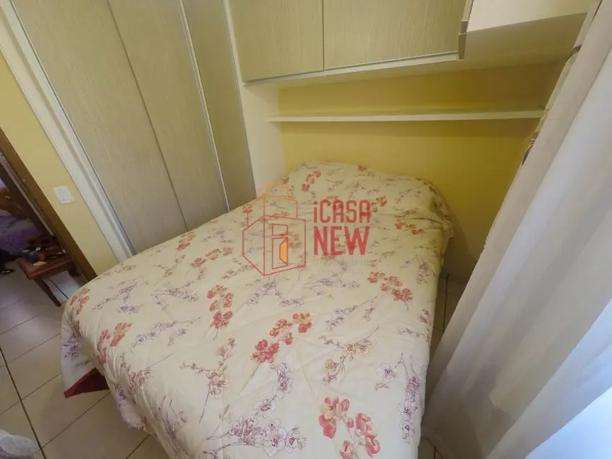 Foto 6 de Apartamento com 3 quartos à venda, 53m2 em Uberaba, Curitiba - PR