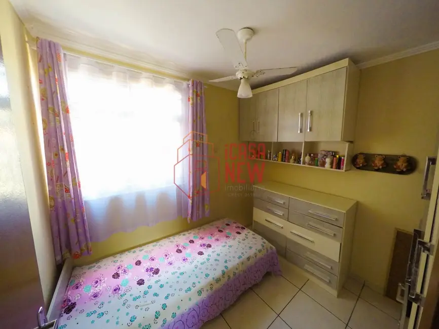 Foto 8 de Apartamento com 3 quartos à venda, 53m2 em Uberaba, Curitiba - PR