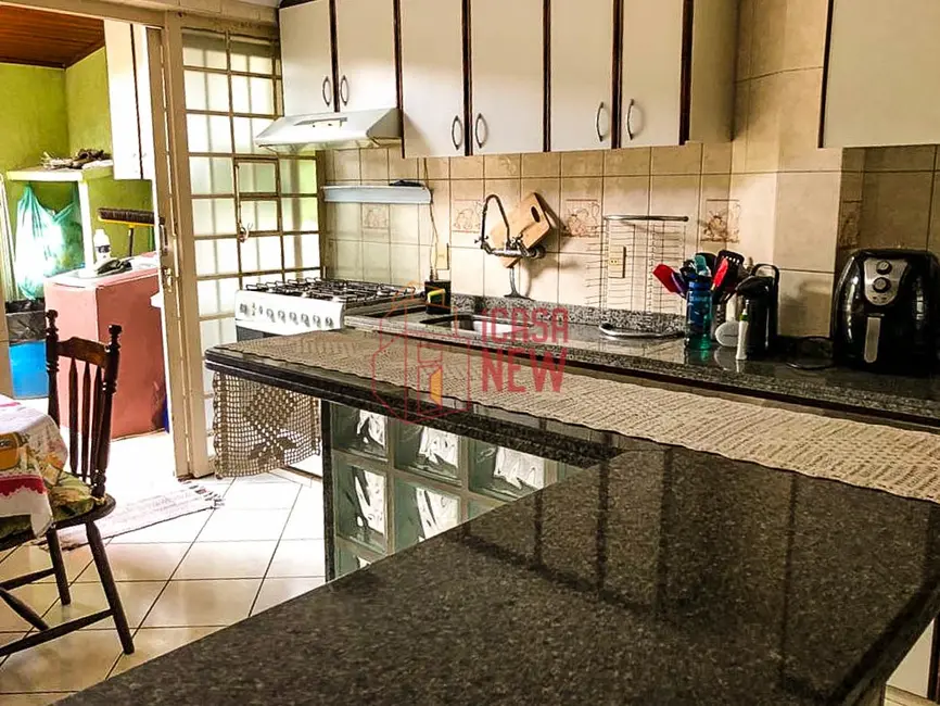 Casa com 3 quartos à venda, 127m2 em Atuba, Curitiba - PR - imagem 6 Foto 6 de Casa com 3 quartos à venda, 127m2 em Atuba, Curitiba - PR