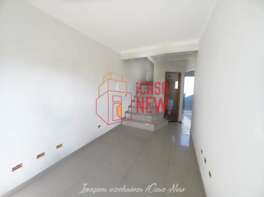 Foto 1 de Casa com 2 quartos à venda, 70m2 em Sítio Cercado, Curitiba - PR