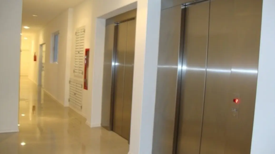 Apartamento com 2 quartos à venda, 65m2 em Rebouças, Curitiba - PR - imagem 3 Foto 3 de Apartamento com 2 quartos à venda, 65m2 em Rebouças, Curitiba - PR