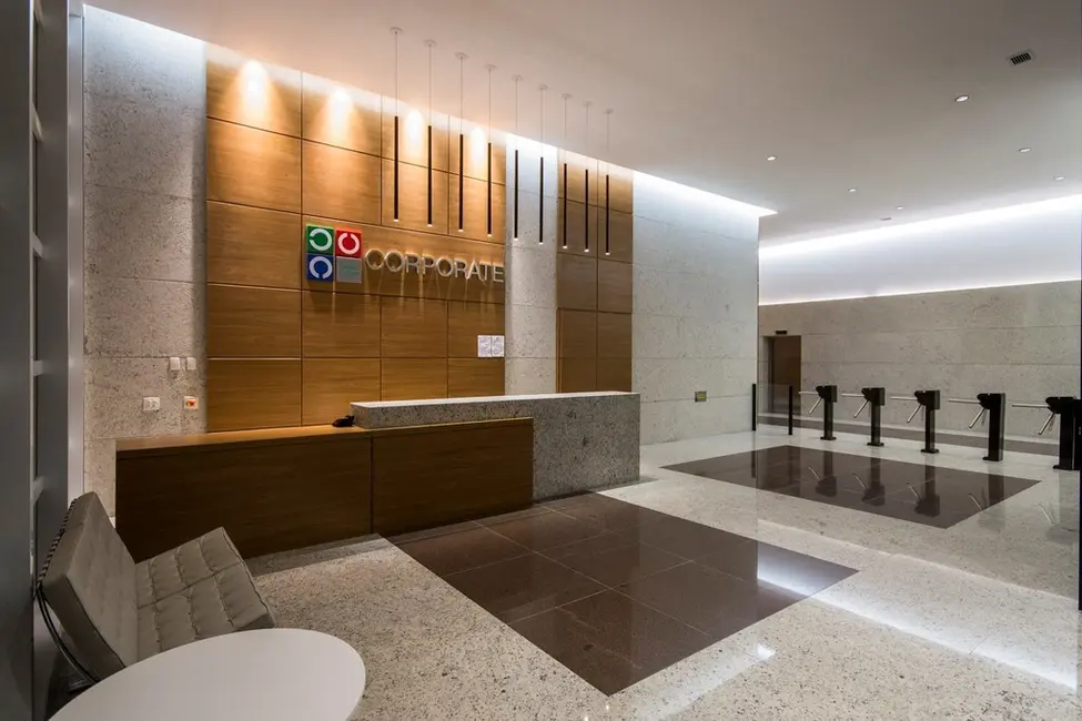 Foto 7 de Sala Comercial à venda, 238m2 em Centro Cívico, Curitiba - PR