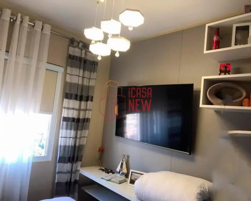 Foto 5 de Apartamento com 2 quartos à venda, 48m2 em Capão Raso, Curitiba - PR