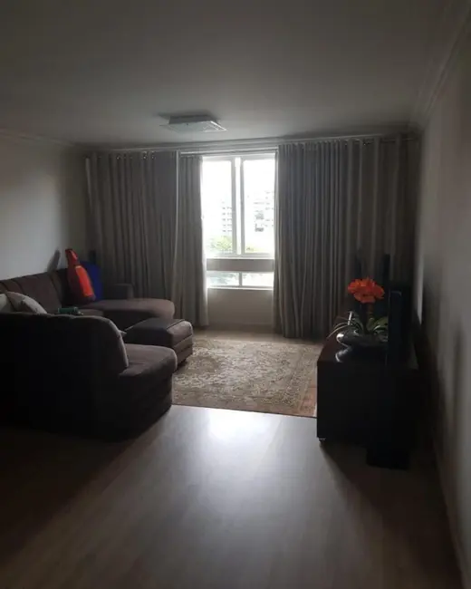 Foto 8 de Apartamento com 3 quartos à venda, 117m2 em Centro, Curitiba - PR