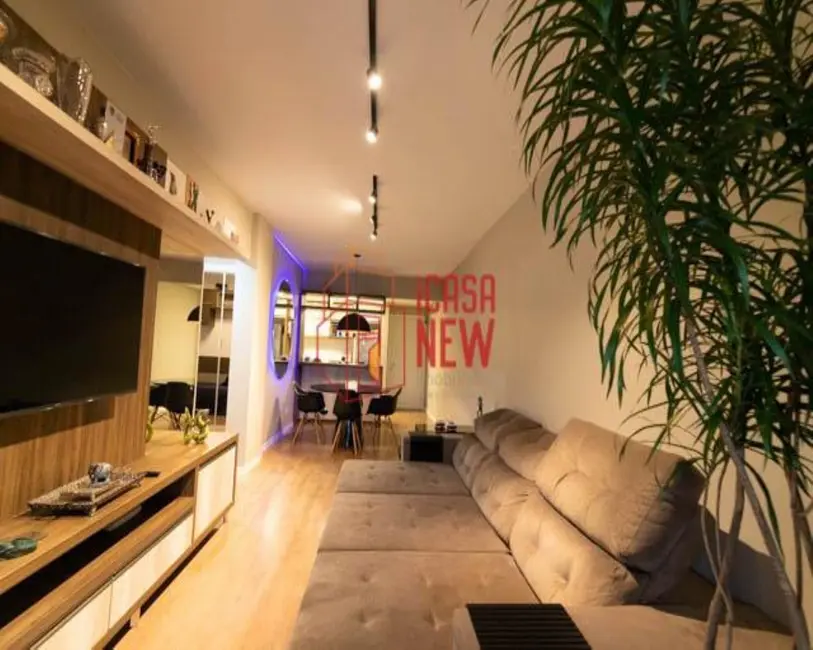 Foto 6 de Apartamento com 2 quartos à venda, 80m2 em Água Verde, Curitiba - PR