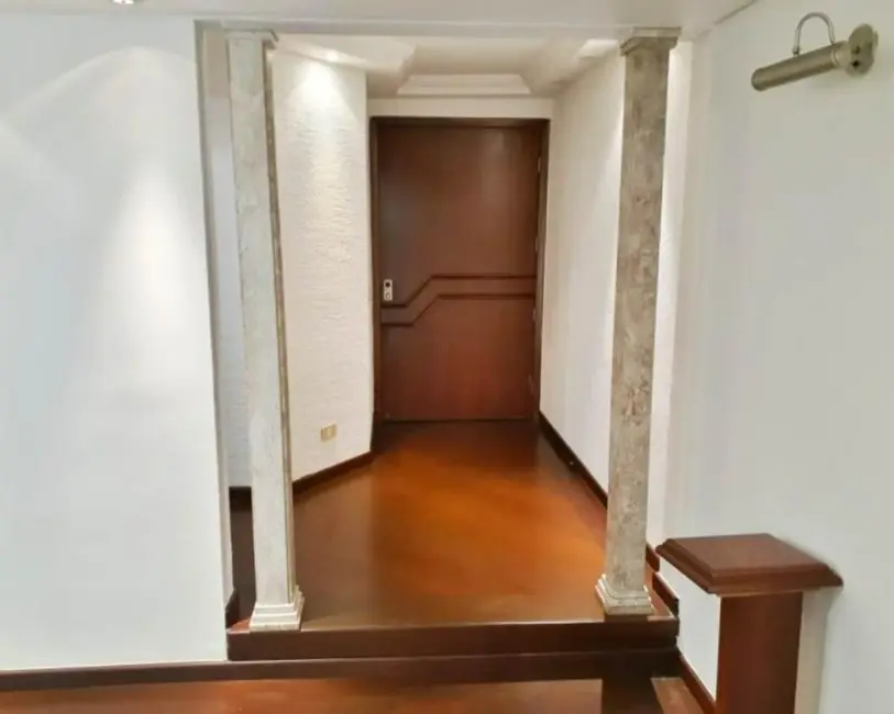 Foto 3 de Apartamento com 4 quartos à venda, 270m2 em Água Verde, Curitiba - PR
