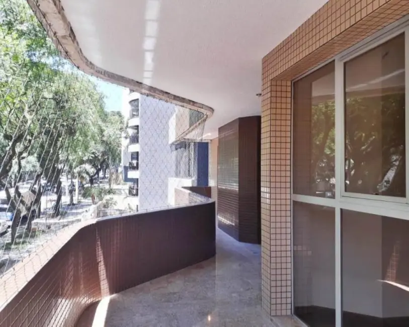 Foto 9 de Apartamento com 4 quartos à venda, 270m2 em Água Verde, Curitiba - PR