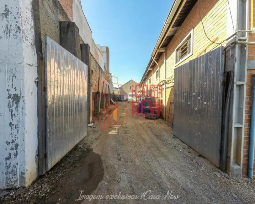 Armazém / Galpão à venda, 514m2 em Pinheirinho, Curitiba - PR - imagem 6 Foto 6 de Armazém / Galpão à venda, 514m2 em Pinheirinho, Curitiba - PR