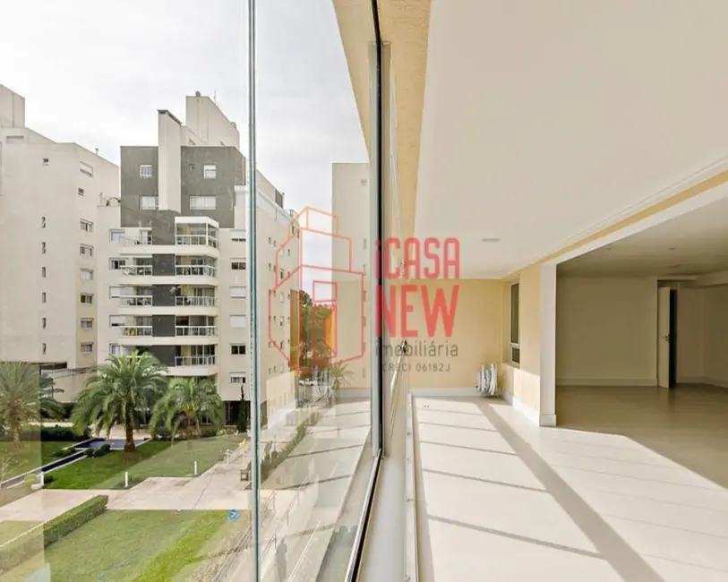 Apartamento com 4 quartos à venda, 189m2 em Água Verde, Curitiba - PR - imagem 4 Foto 4 de Apartamento com 4 quartos à venda, 189m2 em Água Verde, Curitiba - PR