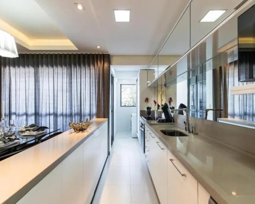 Foto 8 de Apartamento com 3 quartos à venda, 90m2 em Água Verde, Curitiba - PR