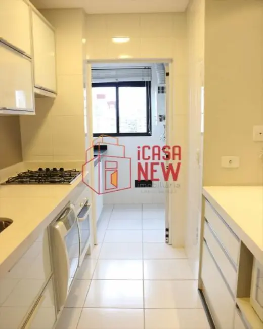 Foto 4 de Apartamento com 2 quartos à venda, 76m2 em Batel, Curitiba - PR