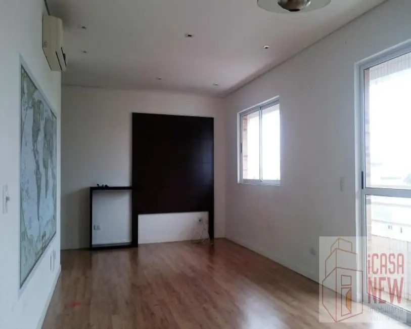 Apartamento com 4 quartos à venda, 135m2 em Juvevê, Curitiba - PR - imagem 4 Foto 4 de Apartamento com 4 quartos à venda, 135m2 em Juvevê, Curitiba - PR