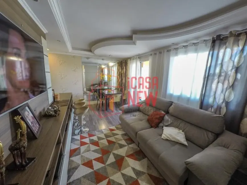 Apartamento com 3 quartos à venda, 70m2 em Capão Raso, Curitiba - PR - imagem 5 Foto 5 de Apartamento com 3 quartos à venda, 70m2 em Capão Raso, Curitiba - PR