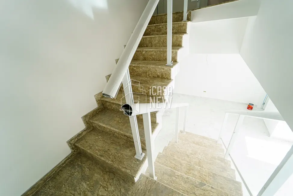 Foto 8 de Sobrado com 3 quartos à venda, 96m2 em Uberaba, Curitiba - PR