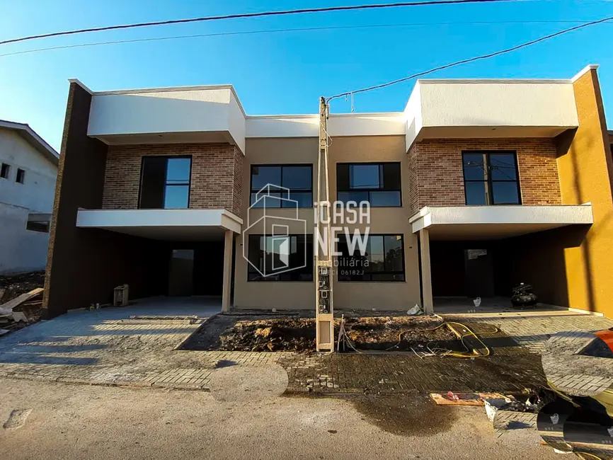 Foto 2 de Casa de Condomínio com 3 quartos à venda, 130m2 em Costeira, Sao Jose Dos Pinhais - PR