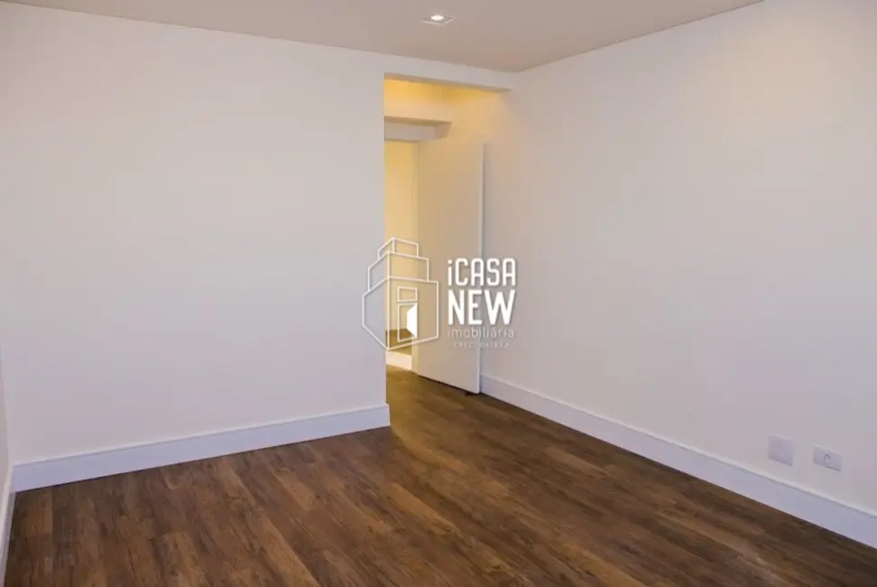 Foto 4 de Apartamento com 3 quartos à venda, 242m2 em Juvevê, Curitiba - PR