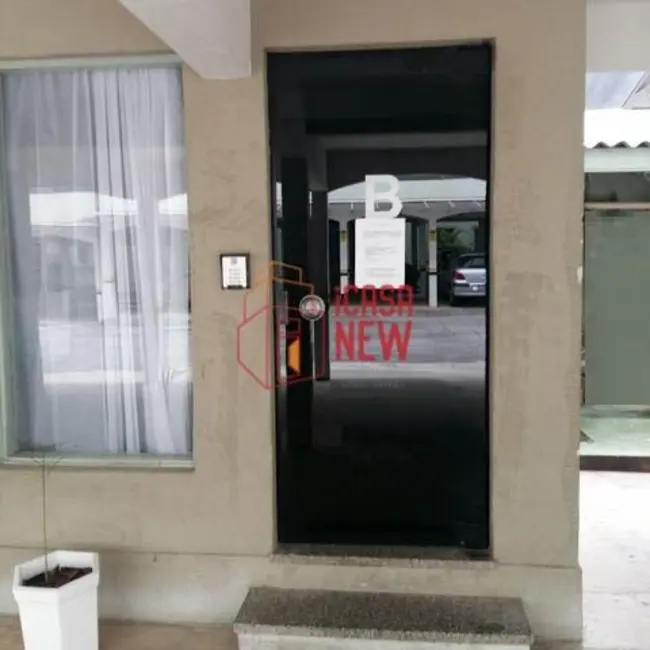 Apartamento com 2 quartos à venda, 76m2 em Capão Raso, Curitiba - PR - imagem 4 Foto 4 de Apartamento com 2 quartos à venda, 76m2 em Capão Raso, Curitiba - PR