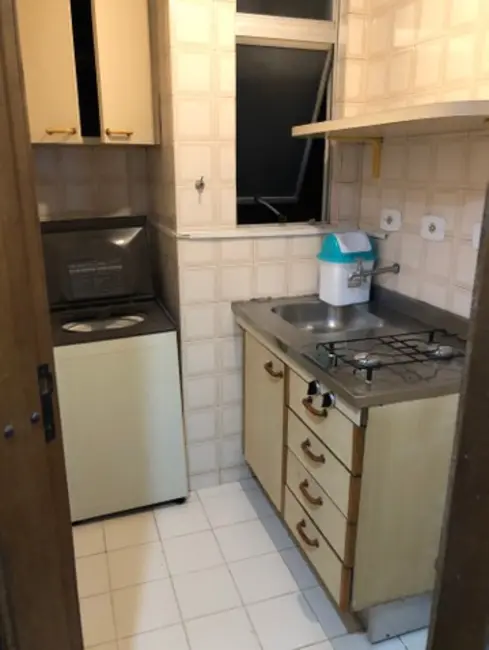 Apartamento com 1 quarto à venda, 21m2 em Cristo Rei, Curitiba - PR - imagem 9 Foto 9 de Apartamento com 1 quarto à venda, 21m2 em Cristo Rei, Curitiba - PR