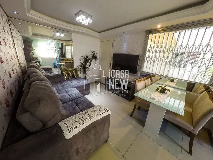 Apartamento com 2 quartos à venda, 43m2 em Sítio Cercado, Curitiba - PR - imagem 4 Foto 4 de Apartamento com 2 quartos à venda, 43m2 em Sítio Cercado, Curitiba - PR