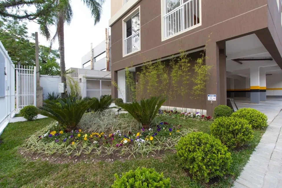 Apartamento com 1 quarto à venda, 35m2 em Rebouças, Curitiba - PR - imagem 4 Foto 4 de Apartamento com 1 quarto à venda, 35m2 em Rebouças, Curitiba - PR