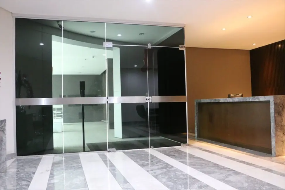Foto 2 de Apartamento com 2 quartos à venda, 76m2 em Água Verde, Curitiba - PR