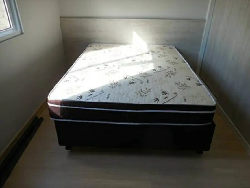 Apartamento com 2 quartos à venda, 56m2 em Lindóia, Curitiba - PR - imagem 5 Foto 5 de Apartamento com 2 quartos à venda, 56m2 em Lindóia, Curitiba - PR