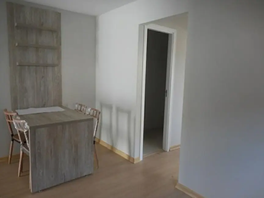 Foto 4 de Apartamento com 2 quartos à venda, 48m2 em Lindóia, Curitiba - PR