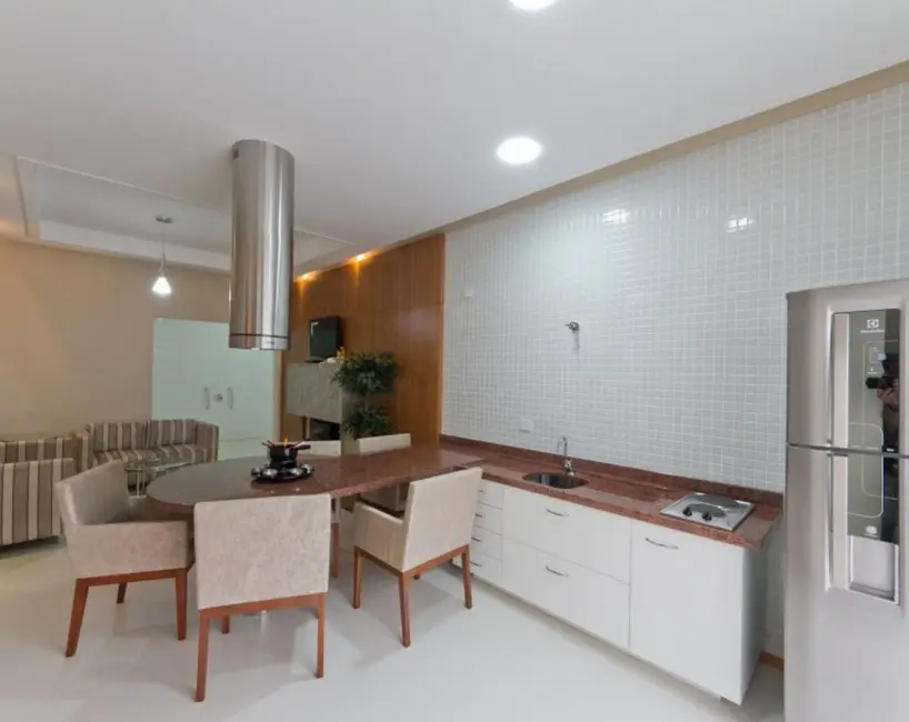 Foto 8 de Apartamento com 2 quartos à venda, 124m2 em Centro, Curitiba - PR