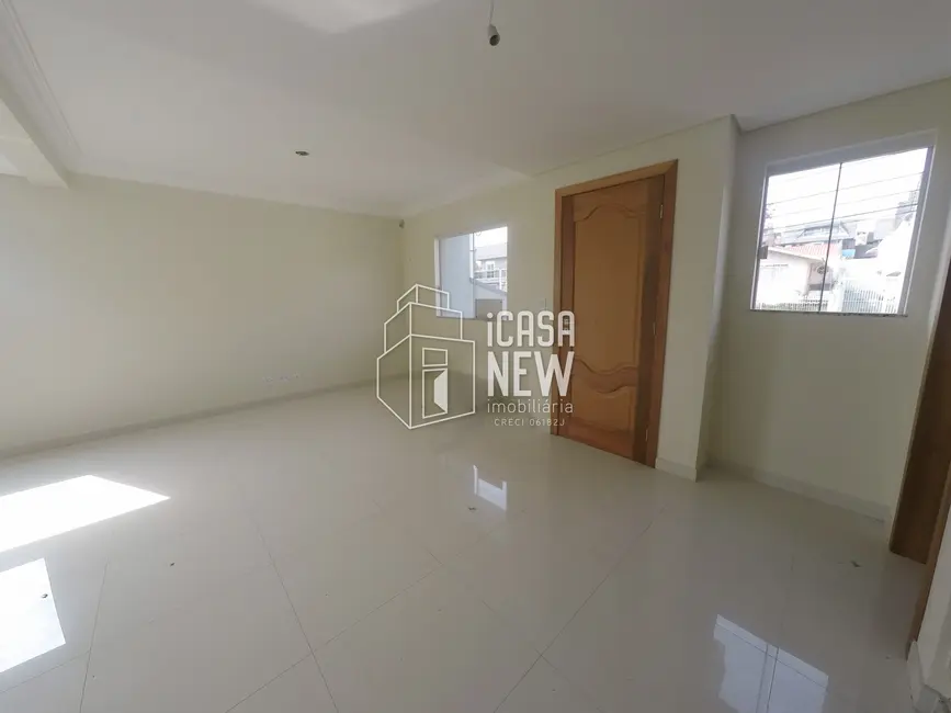 Sobrado com 3 quartos à venda, 160m2 em Jardim das Américas, Curitiba - PR - imagem 4 Foto 4 de Sobrado com 3 quartos à venda, 160m2 em Jardim das Américas, Curitiba - PR