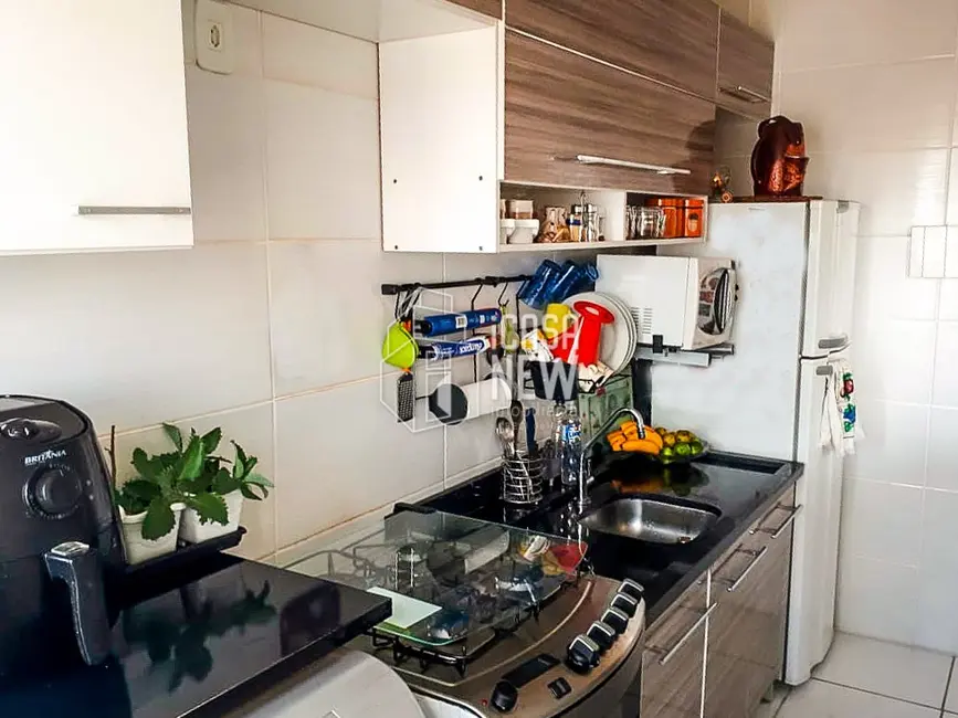 Foto 5 de Apartamento com 2 quartos à venda, 45m2 em Pinheirinho, Curitiba - PR