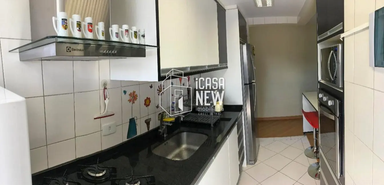 Foto 4 de Apartamento com 2 quartos à venda, 47m2 em Capão Raso, Curitiba - PR