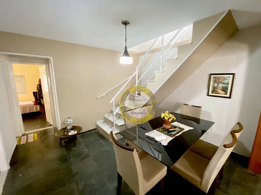 Foto 5 de Sobrado com 4 quartos à venda, 200m2 em Sao Jose Dos Campos - SP