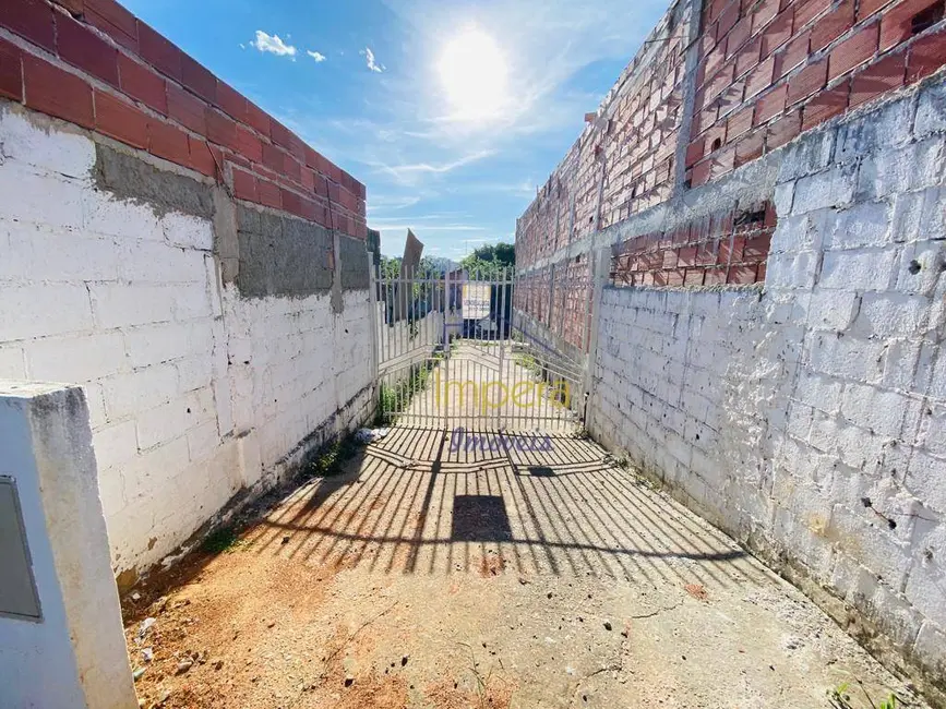 Sobrado com 3 quartos à venda e para alugar, 558m2 em Sao Jose Dos Campos - SP - imagem 2 Foto 2 de Sobrado com 3 quartos à venda e para alugar, 558m2 em Sao Jose Dos Campos - SP