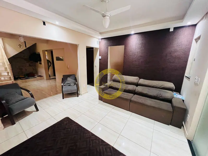 Foto 1 de Sobrado com 4 quartos à venda, 200m2 em Sao Jose Dos Campos - SP