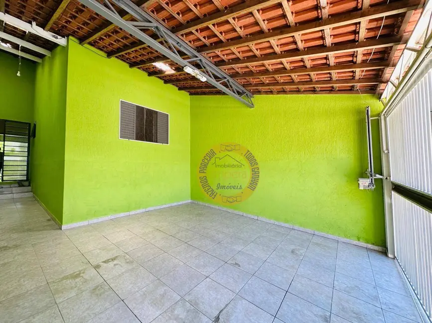 Foto 2 de Casa com 2 quartos à venda, 125m2 em Sao Jose Dos Campos - SP