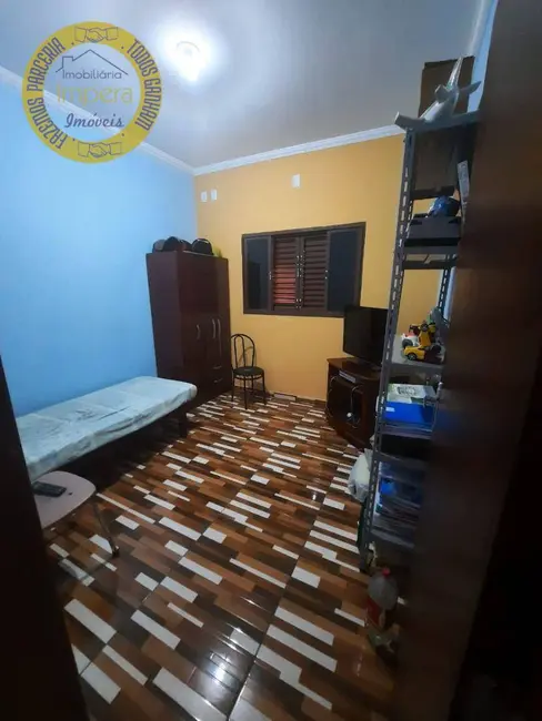 Foto 1 de Sobrado com 4 quartos à venda, 150m2 em Sao Jose Dos Campos - SP
