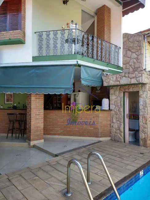 Foto 9 de Casa com 4 quartos à venda, 300m2 em Sao Jose Dos Campos - SP