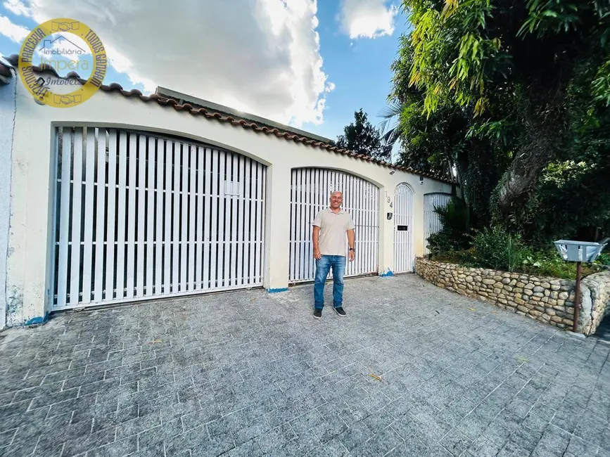 Foto 1 de Sobrado com 7 quartos à venda, 300m2 em Sao Jose Dos Campos - SP