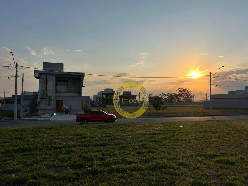 Foto 1 de Terreno / Lote à venda, 250m2 em Sao Jose Dos Campos - SP