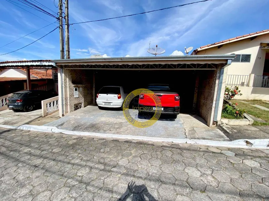 Casa de Condomínio com 3 quartos à venda, 185m2 em Sao Jose Dos Campos - SP - imagem 4 Foto 4 de Casa de Condomínio com 3 quartos à venda, 185m2 em Sao Jose Dos Campos - SP