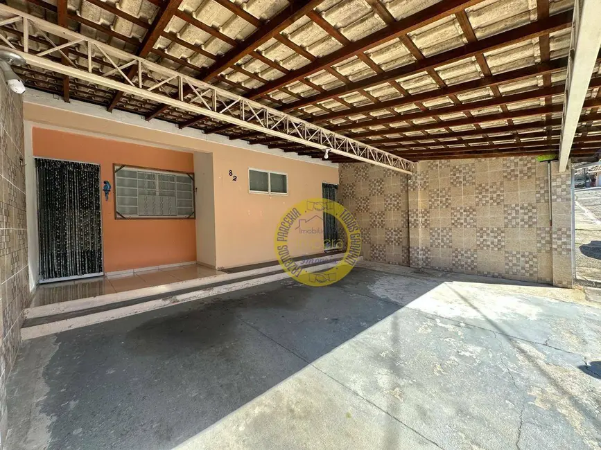 Casa de Condomínio com 3 quartos à venda, 185m2 em Sao Jose Dos Campos - SP - imagem 3 Foto 3 de Casa de Condomínio com 3 quartos à venda, 185m2 em Sao Jose Dos Campos - SP