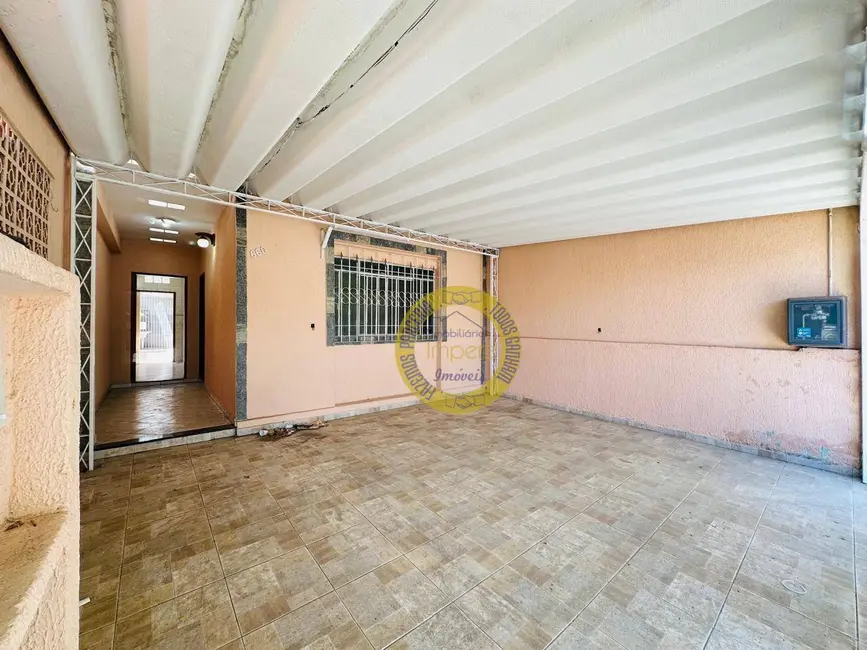 Foto 2 de Casa com 2 quartos à venda, 150m2 em Sao Jose Dos Campos - SP