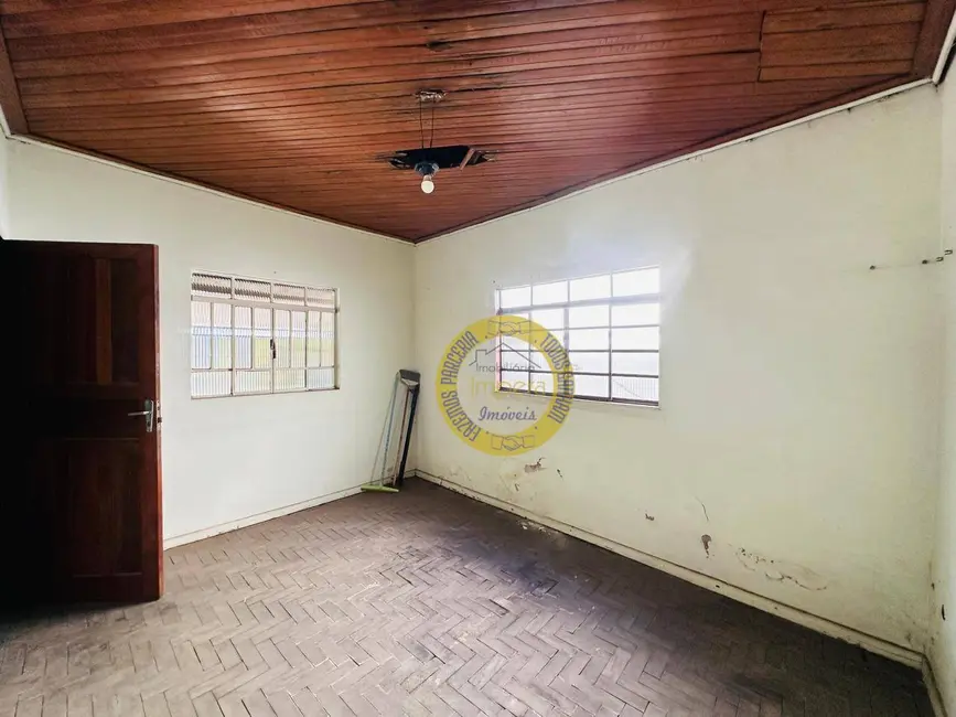 Foto 6 de Casa com 4 quartos à venda, 300m2 em Sao Jose Dos Campos - SP