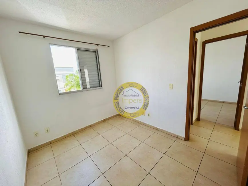 Foto 3 de Apartamento com 2 quartos para alugar, 44m2 em Sao Jose Dos Campos - SP