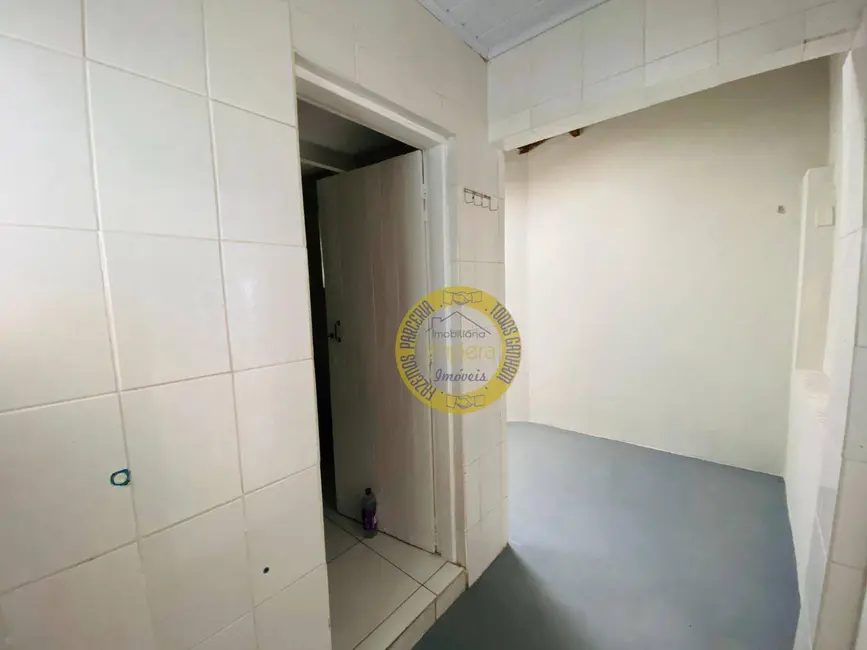 Foto 5 de Casa com 1 quarto para alugar, 35m2 em Sao Jose Dos Campos - SP