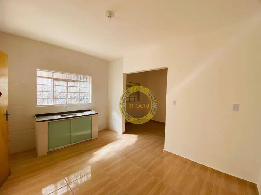 Foto 1 de Casa com 2 quartos para alugar, 150m2 em Sao Jose Dos Campos - SP